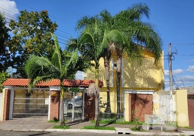 Sobrado em Condomínio Nossa Senhora Das Graças Canoas